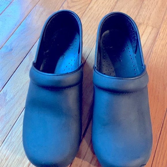 Dansko Professional Leather Clogs - Picture 2 of 7